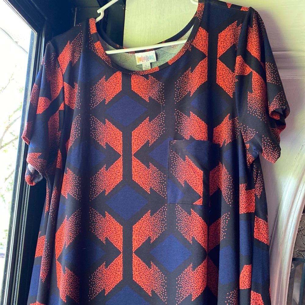 Like new Carly dress in large